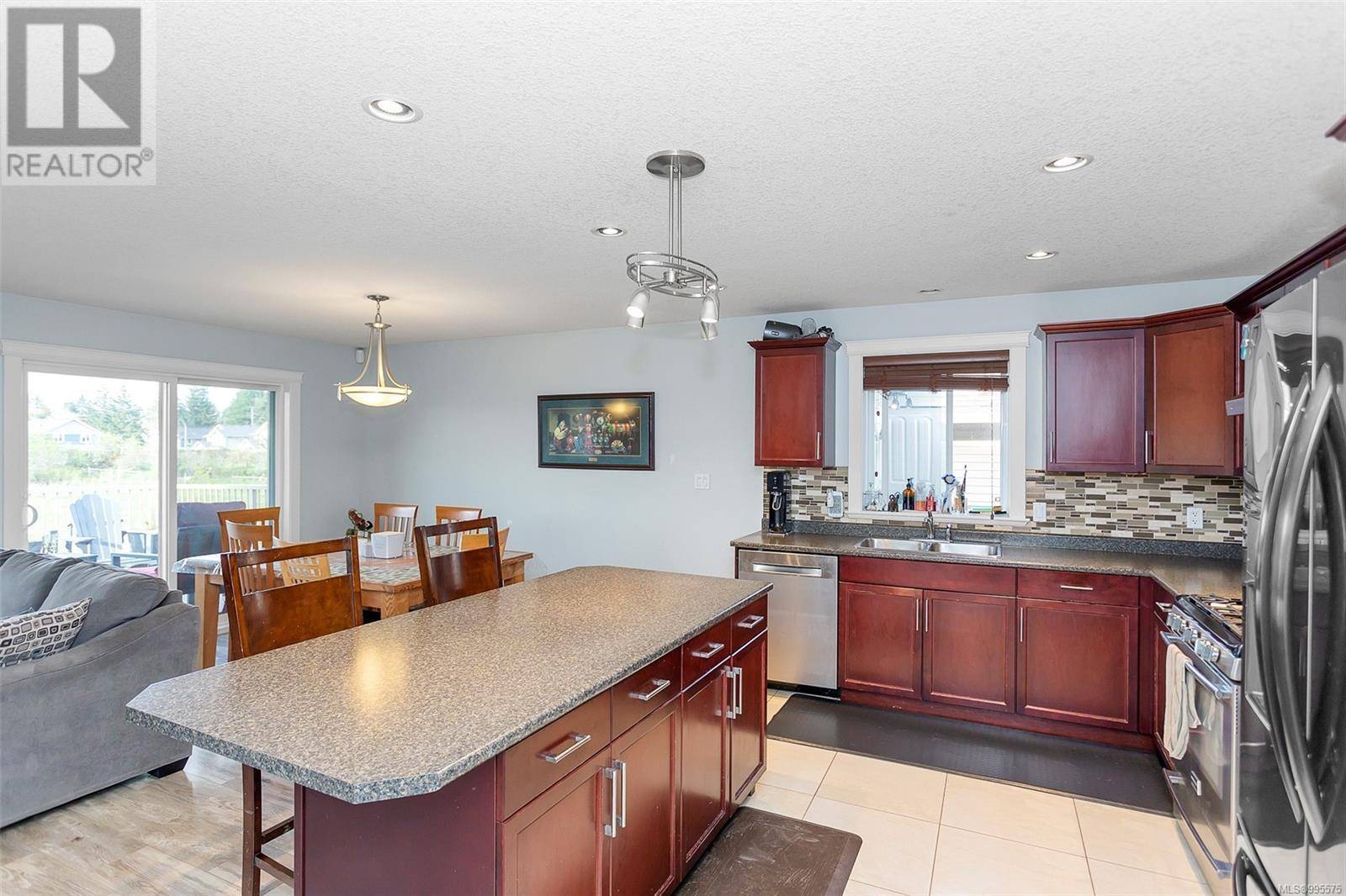 Nanaimo, BC V9R0B9,434 Alpen Way