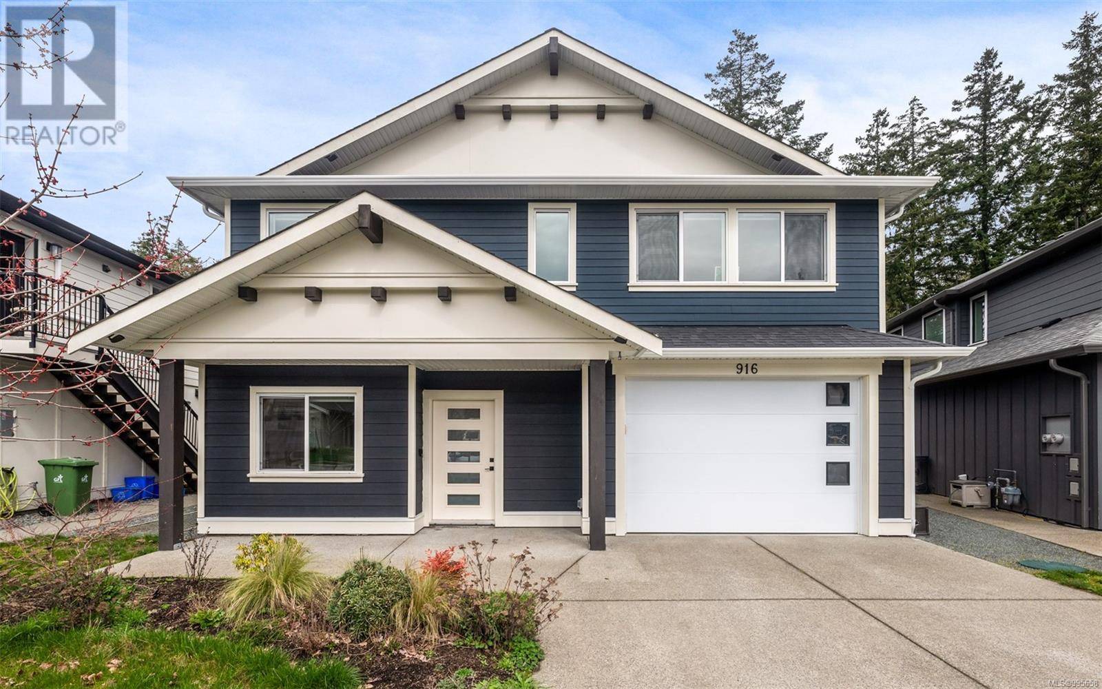 Langford, BC V9C0R3,916 Blakeon Pl
