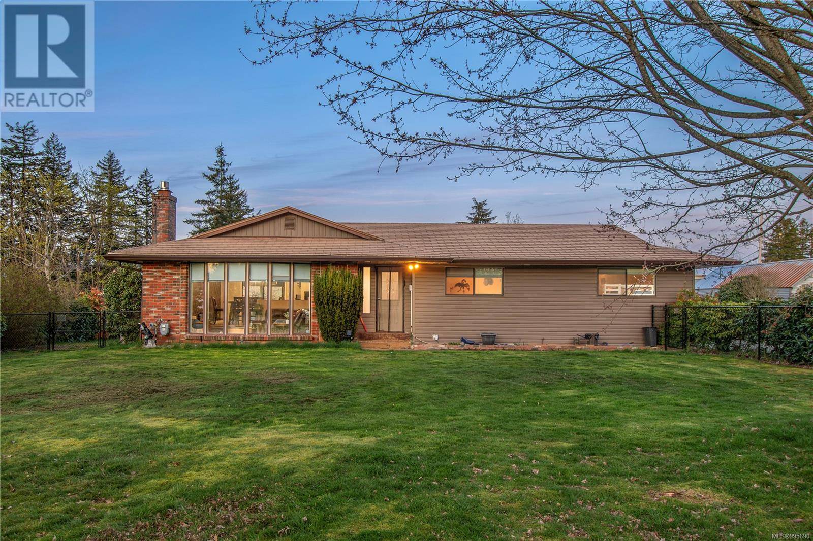 Campbell River, BC V9W3L4,951 Northmore Rd