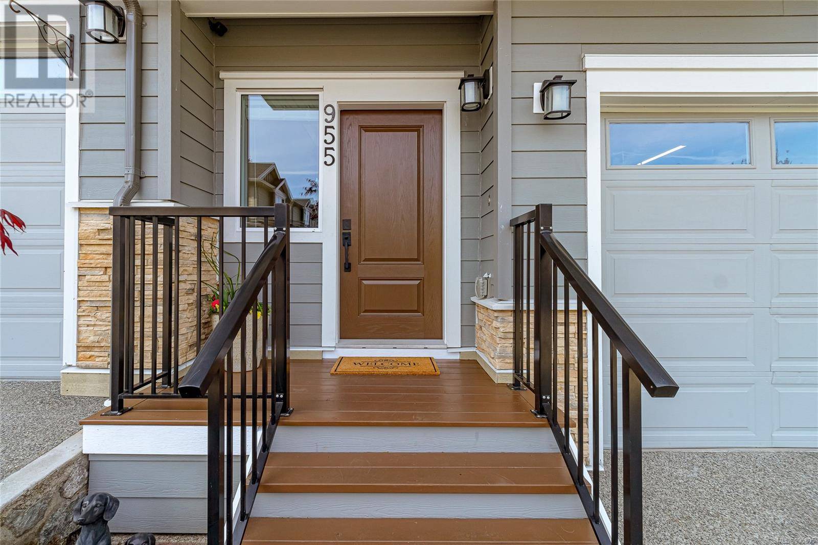 Langford, BC V9C0H8,955 Lobo Vale