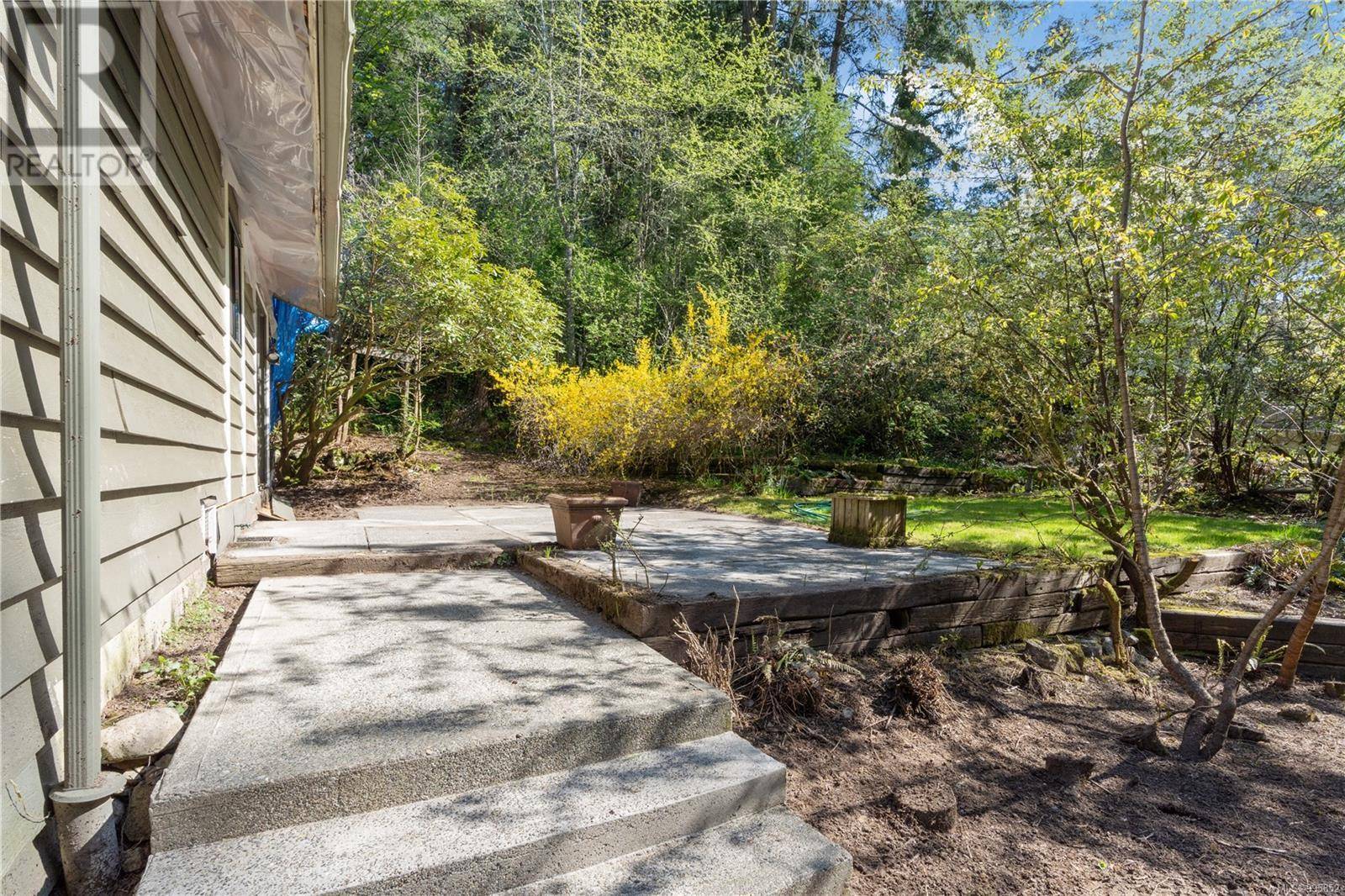 North Saanich, BC V8L5M2,11077 Chalet Rd