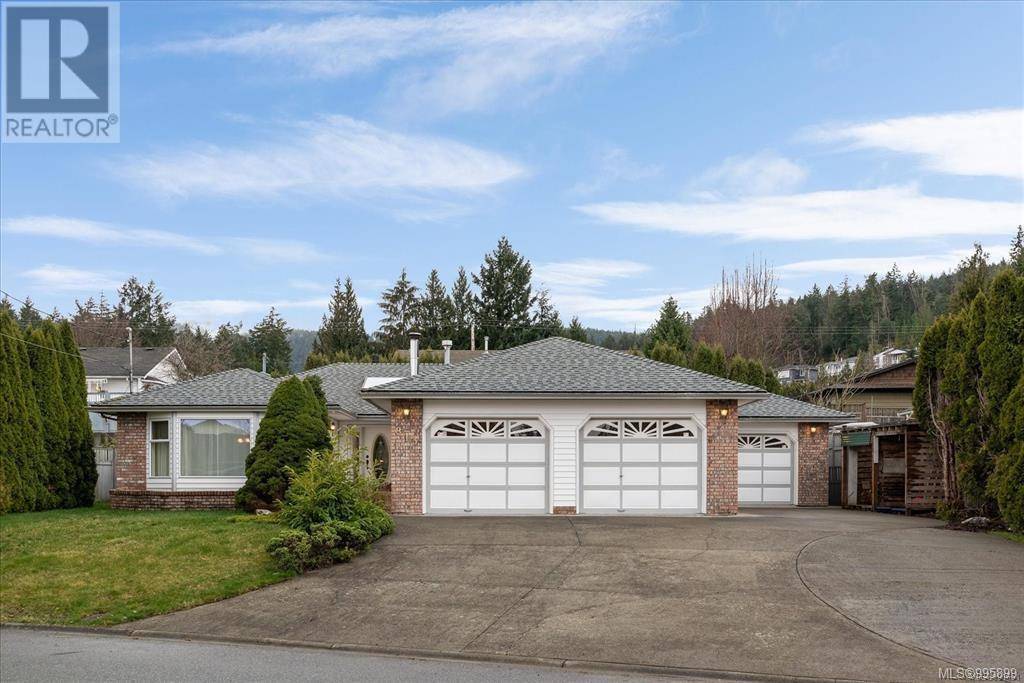 Ladysmith, BC V9G1N3,813 Cameron Way