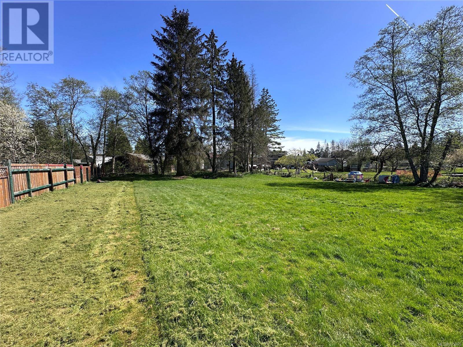 Campbell River, BC V9W4Z4,3851 Painter Rd