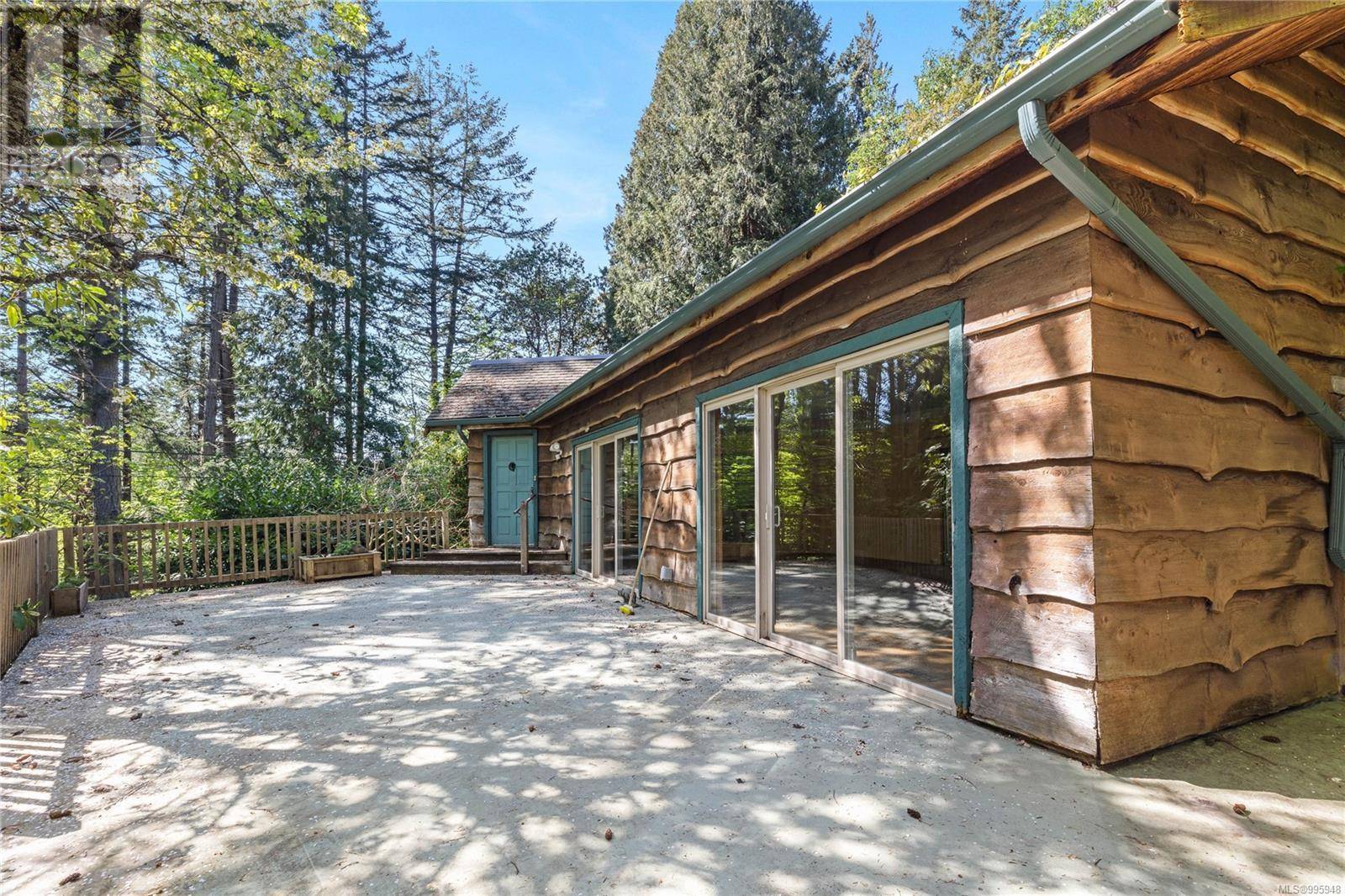 Salt Spring, BC V8K2R4,297 Churchill Rd