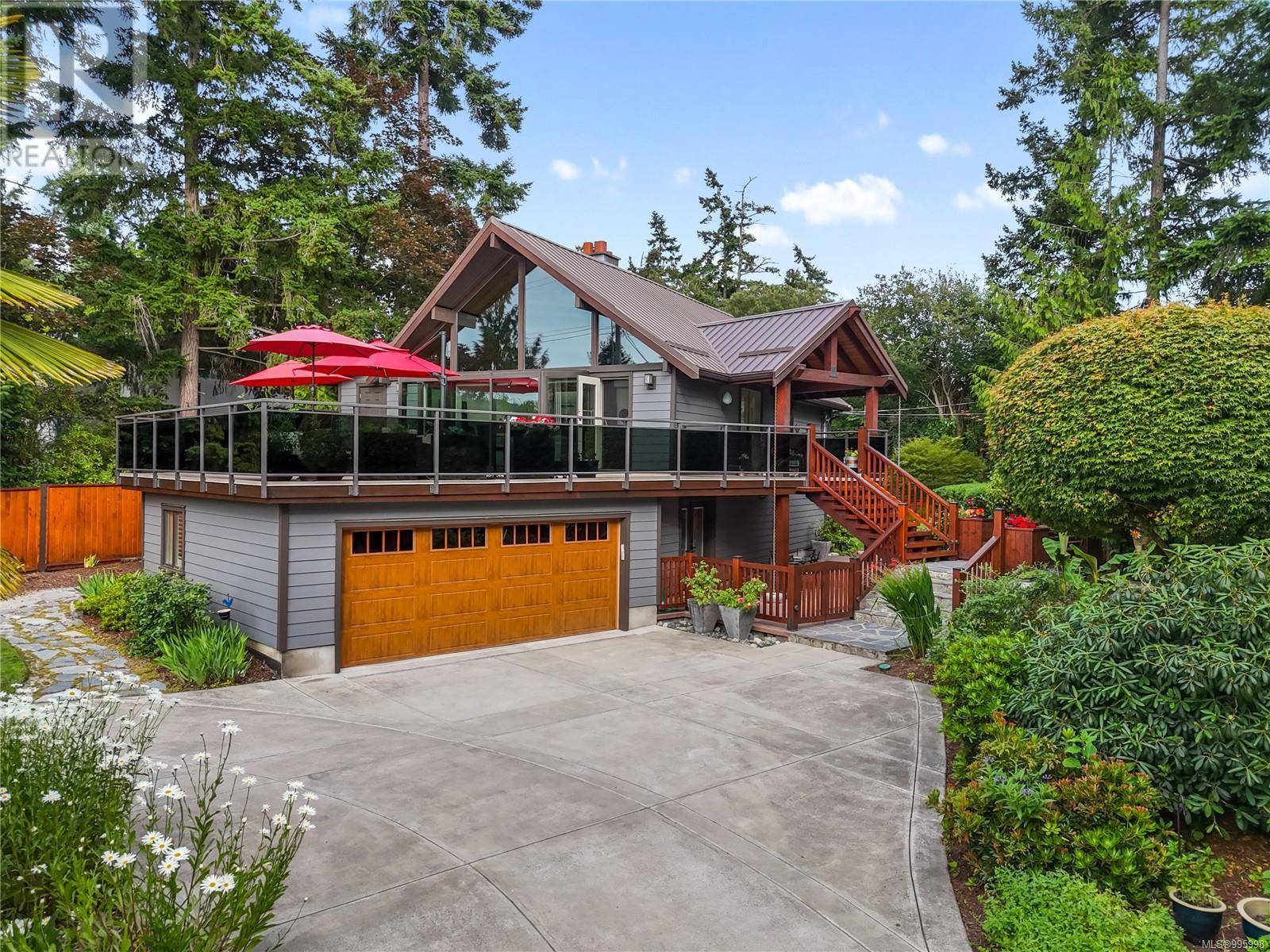 North Saanich, BC V8L5N9,10879 Madrona Dr