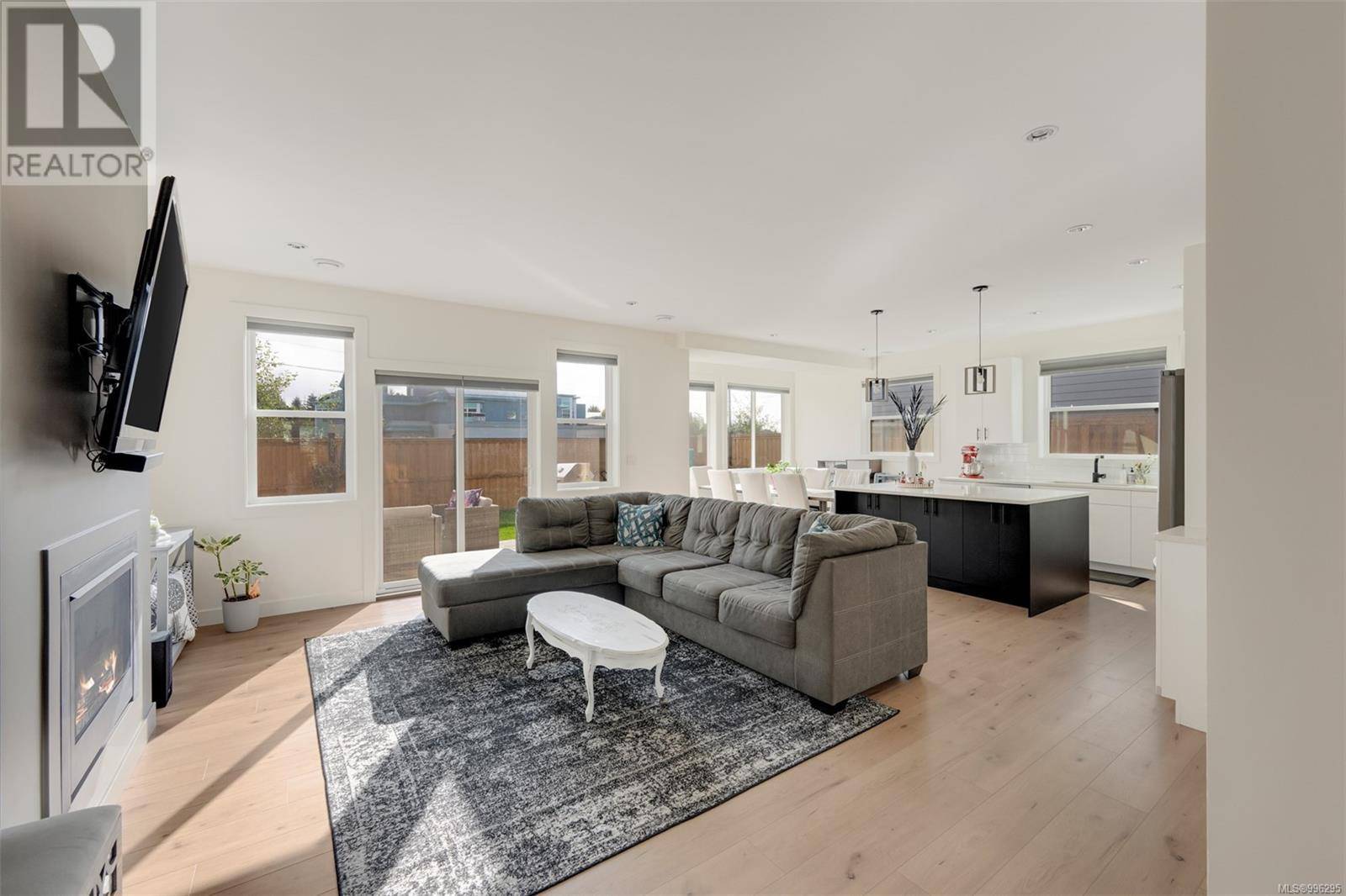 Sooke, BC V9Z0W3,6517 Noblewood Pl