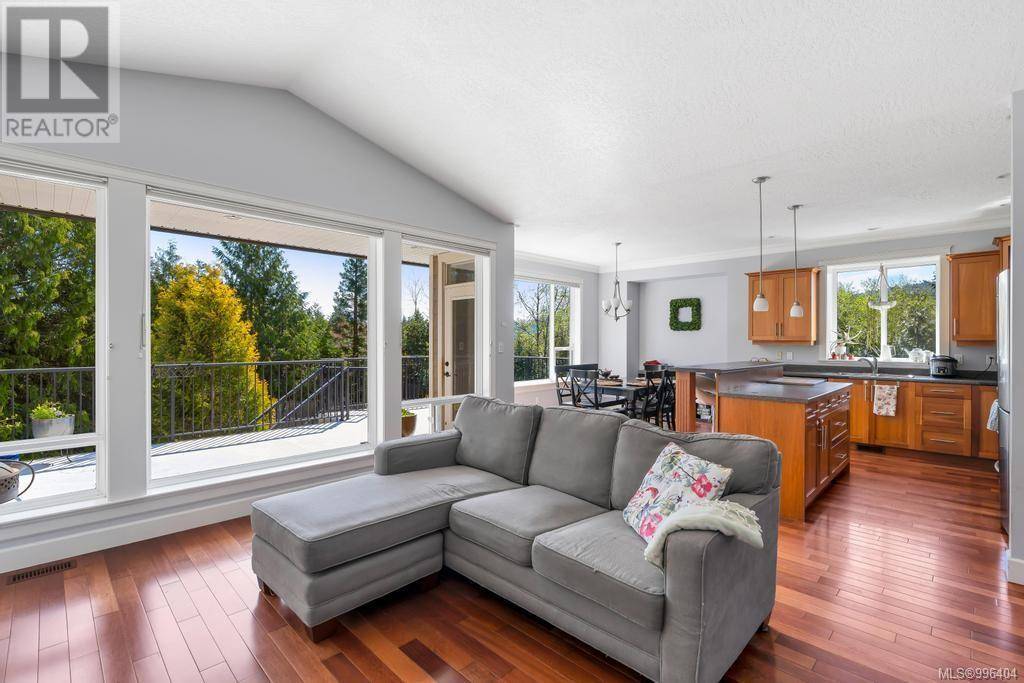 Shawnigan Lake, BC V0R2W2,2624 Warmland Pl