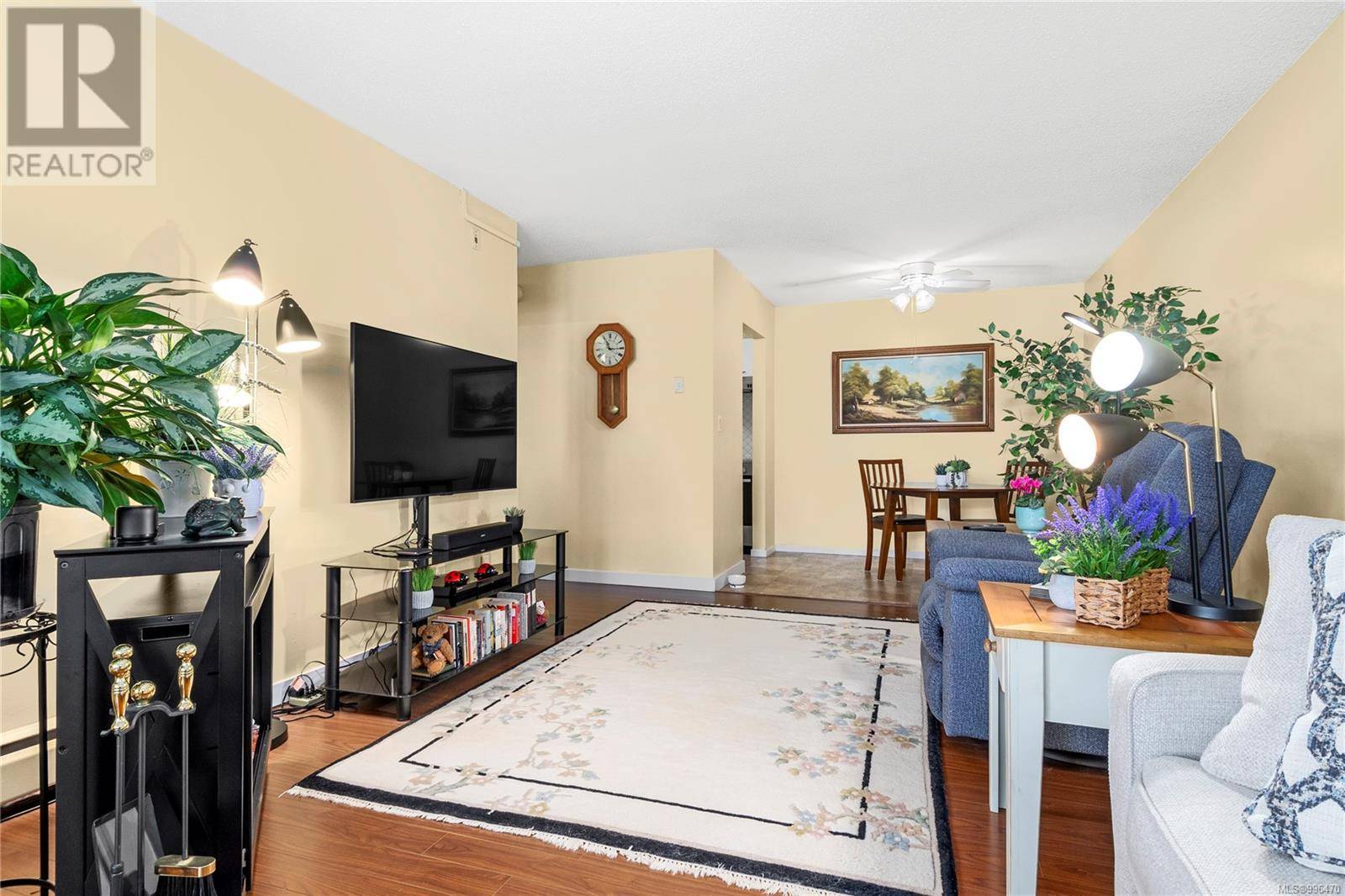 Campbell River, BC V9W2Y1,377 Dogwood ST #106