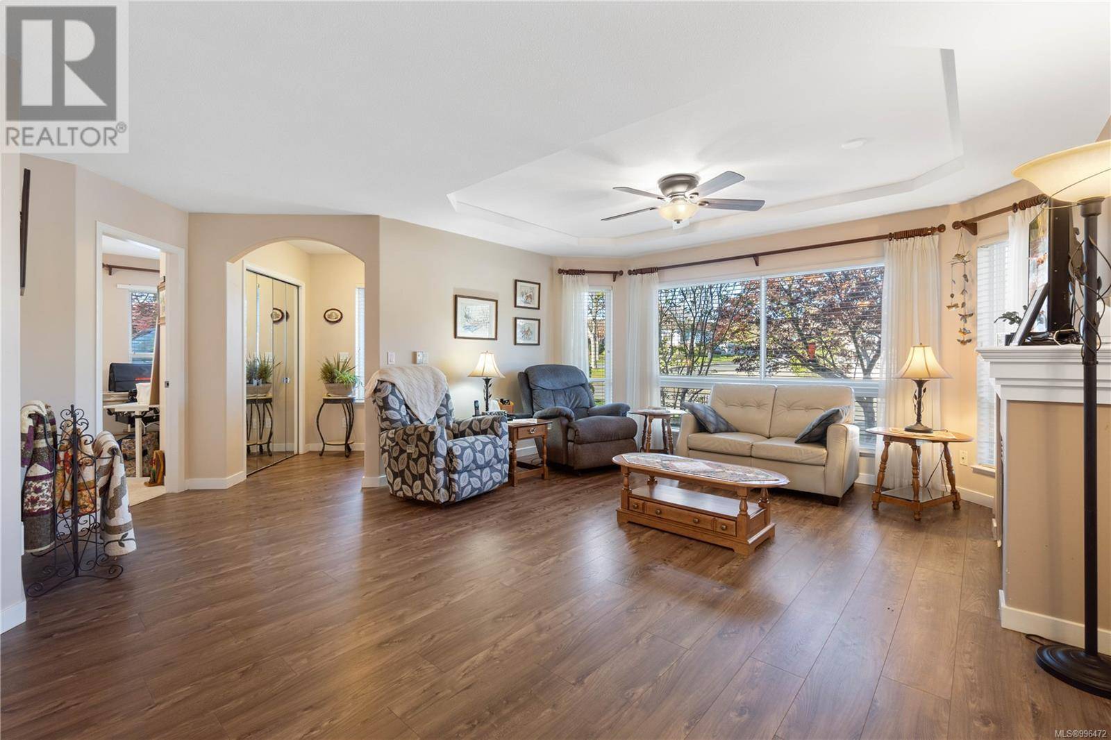 Parksville, BC V9P2T7,586 Hampstead St