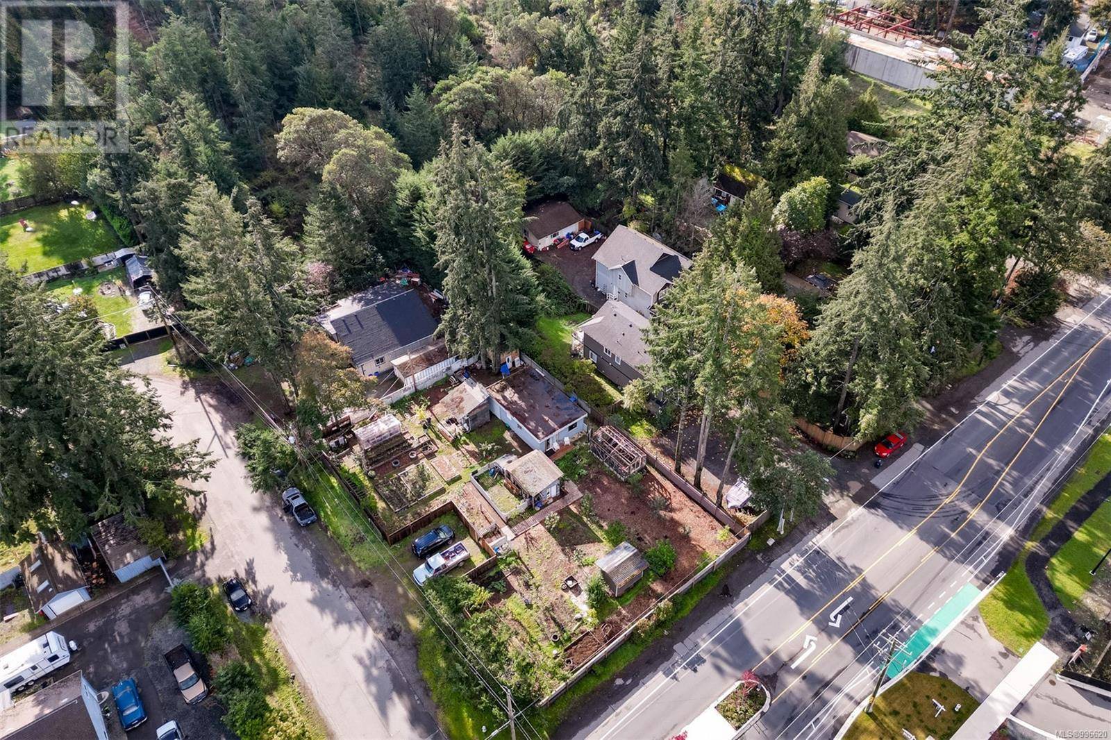 Colwood, BC V9B1X9,2329/2333 Sooke Rd
