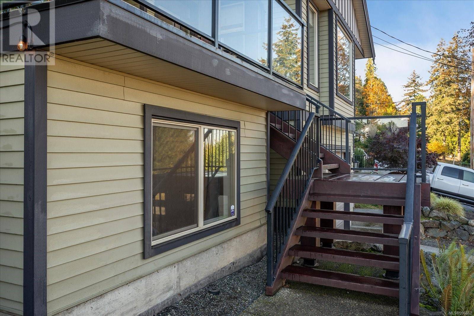 Nanaimo, BC V9T5M9,5265 Toms Trnabt