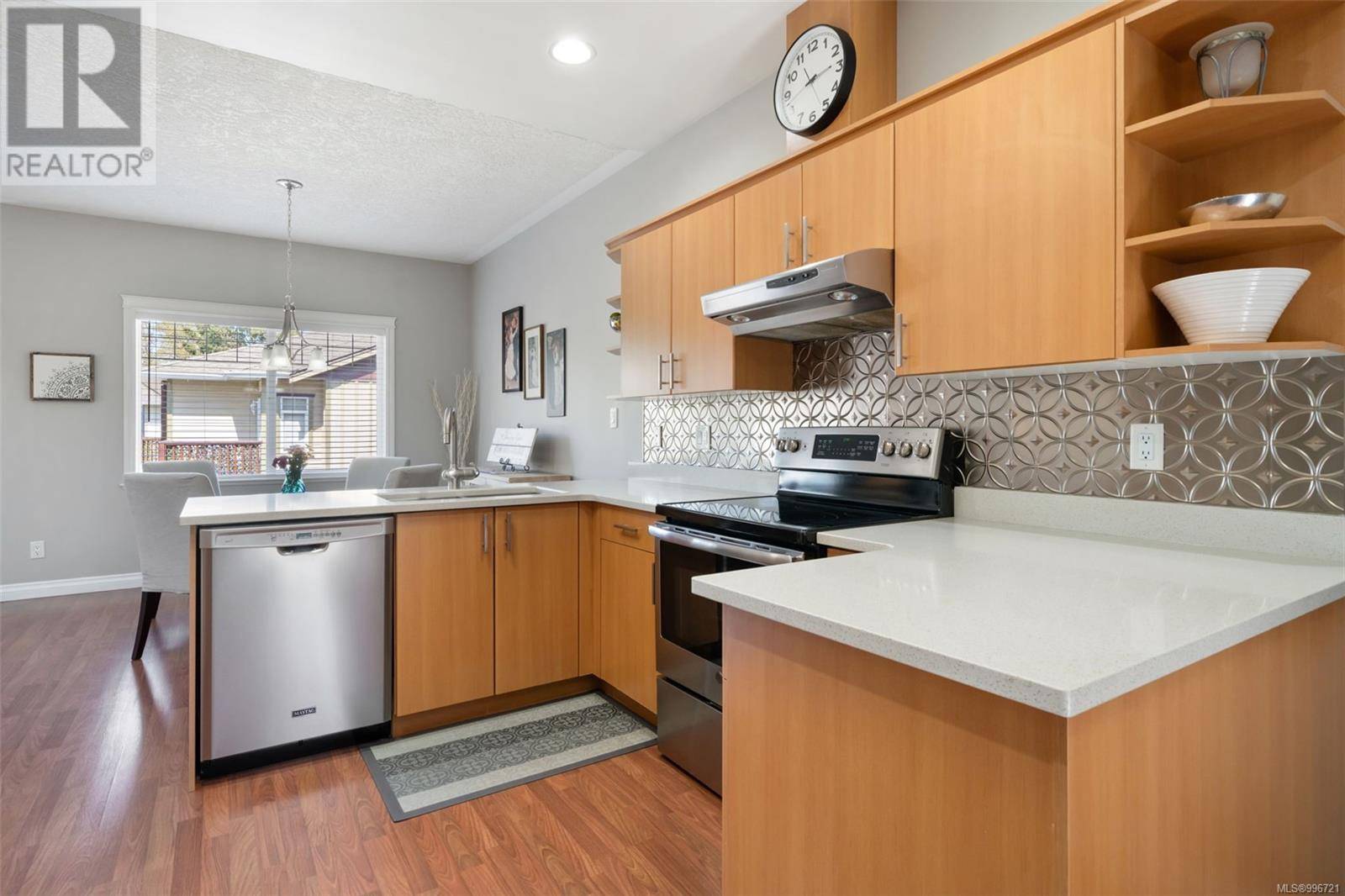 Langford, BC V9B6S5,951 Goldstream AVE #141