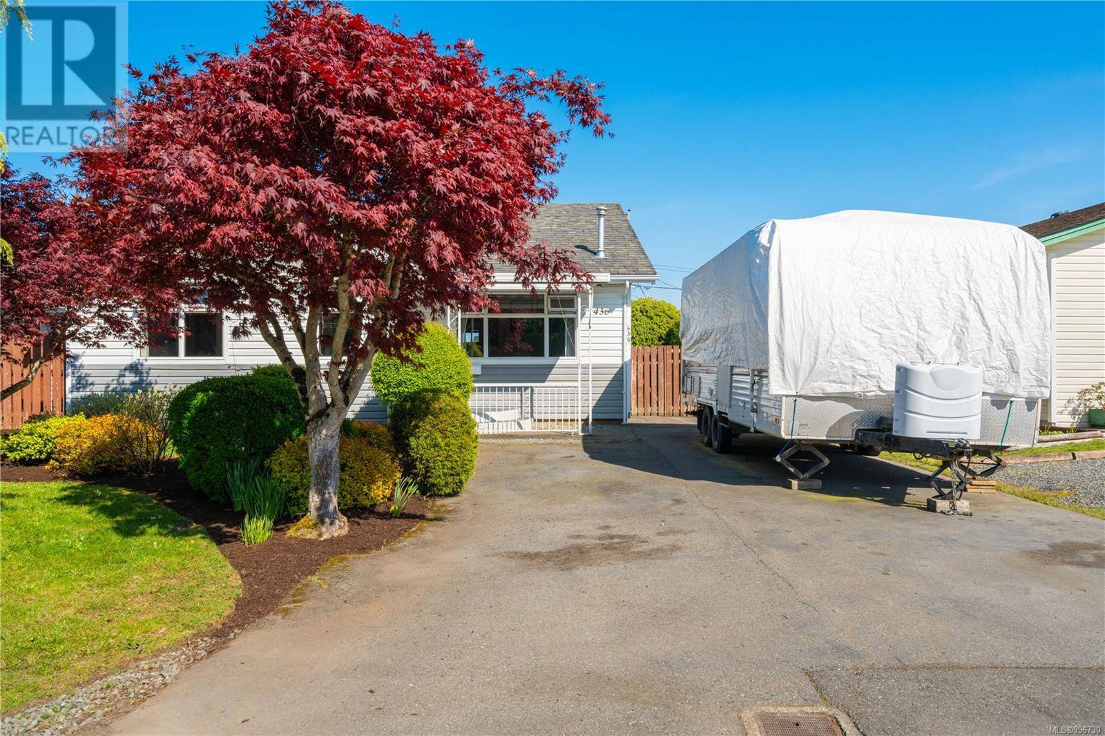 Nanaimo, BC V9R3M1,436 Hillcrest Ave