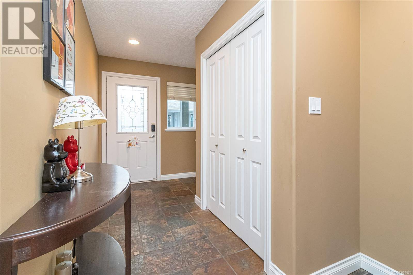 Victoria, BC V8T0A3,1405 Mallek CRES #10