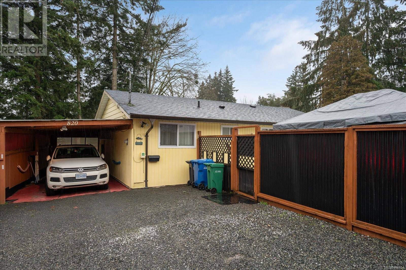 Nanaimo, BC V9S2C6,820 Beaufort Dr