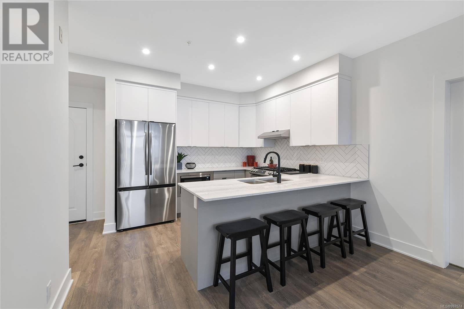 Langford, BC V9B7C5,1110 Samar CRES #303