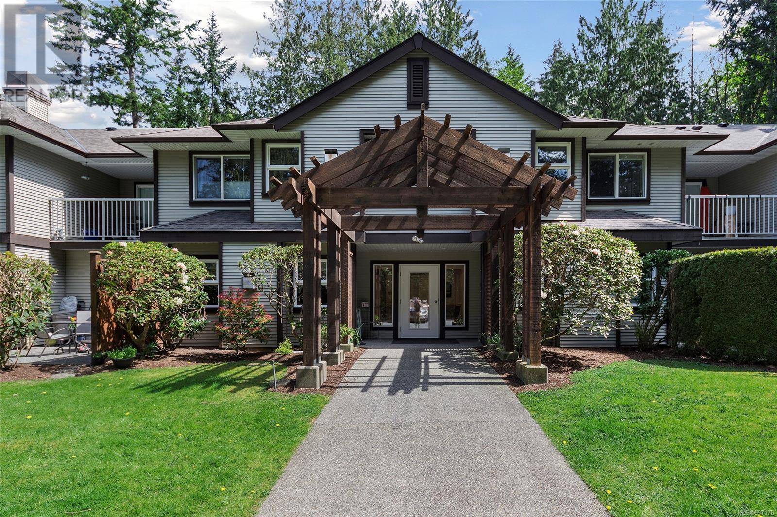 Qualicum Beach, BC V9K2M5,440 Schley PL #205