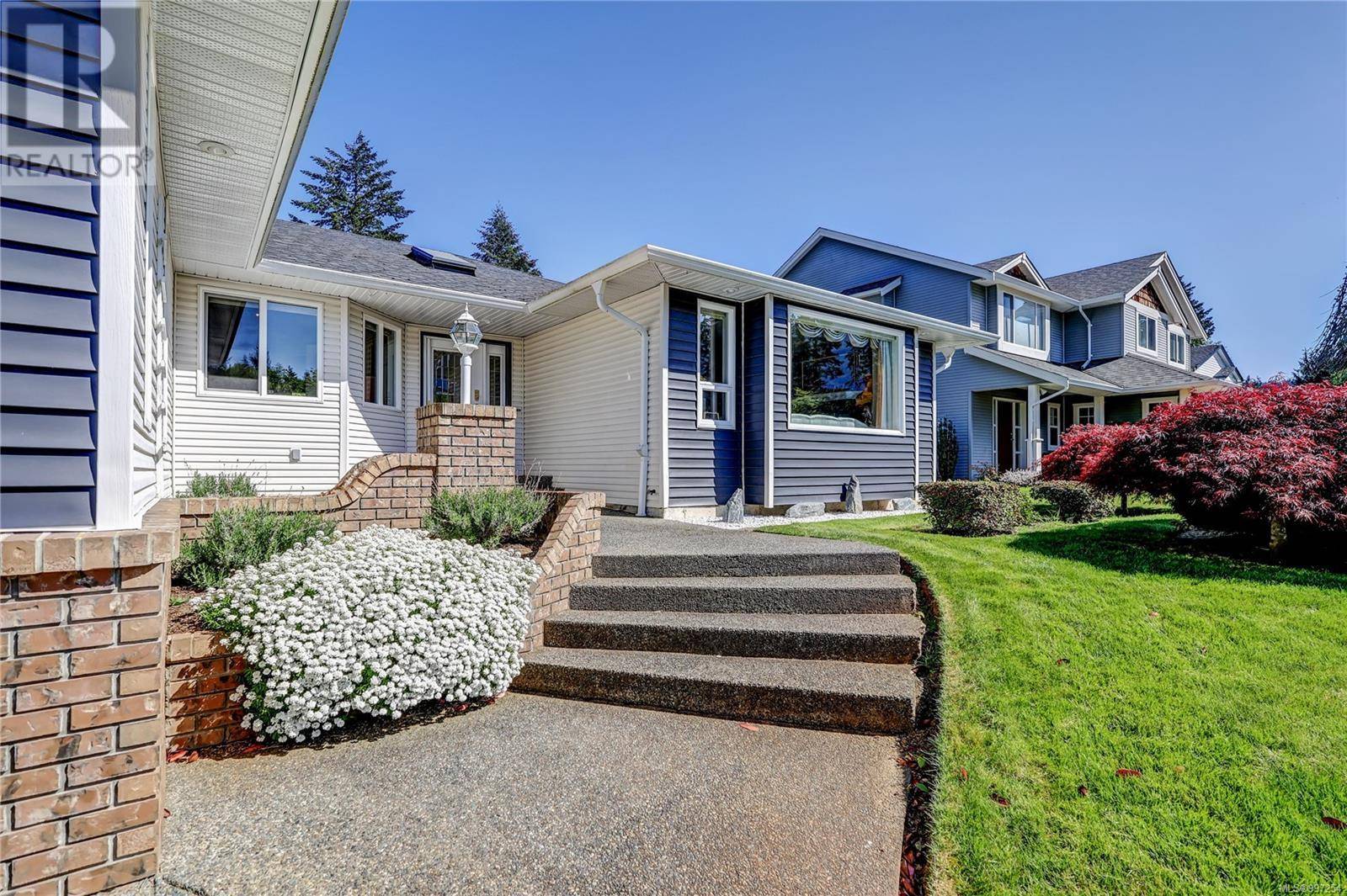 Nanaimo, BC V9R6M9,2377 Westhill Pl
