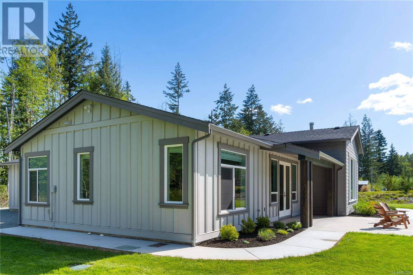 Qualicum Beach, BC V9K2J5,1227 Burbank Rd