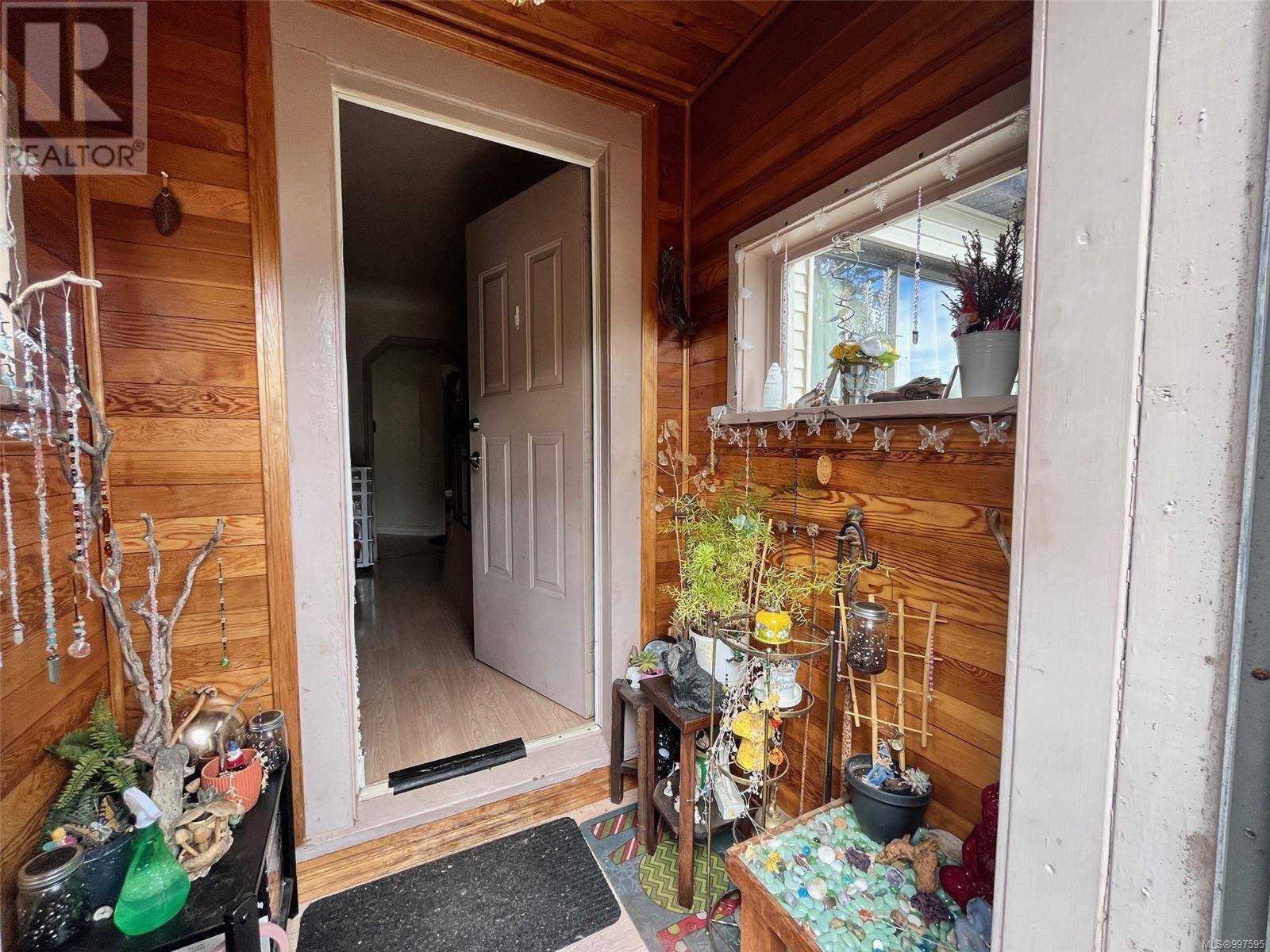Nanaimo, BC V9T1R2,11 Rosamond St
