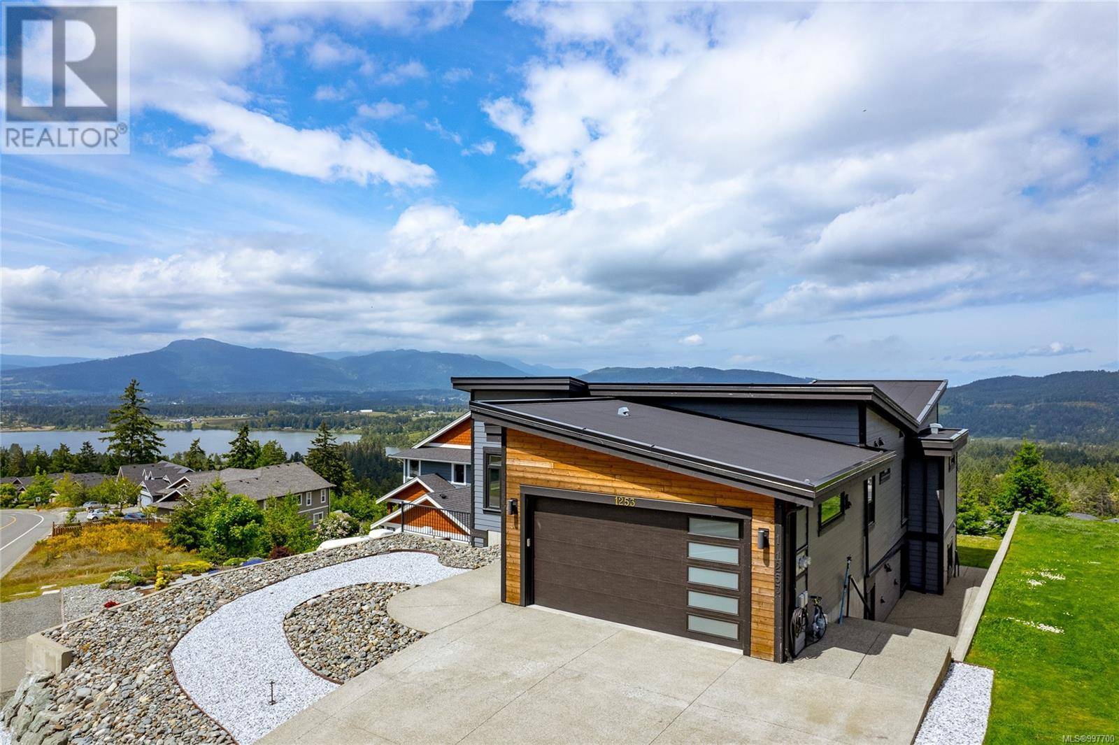 Duncan, BC V9L0B3,1253 Kingsview Rd