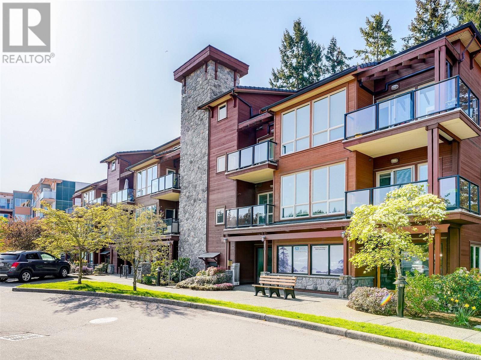 Colwood, BC V8Y2S2,627 Brookside RD #203