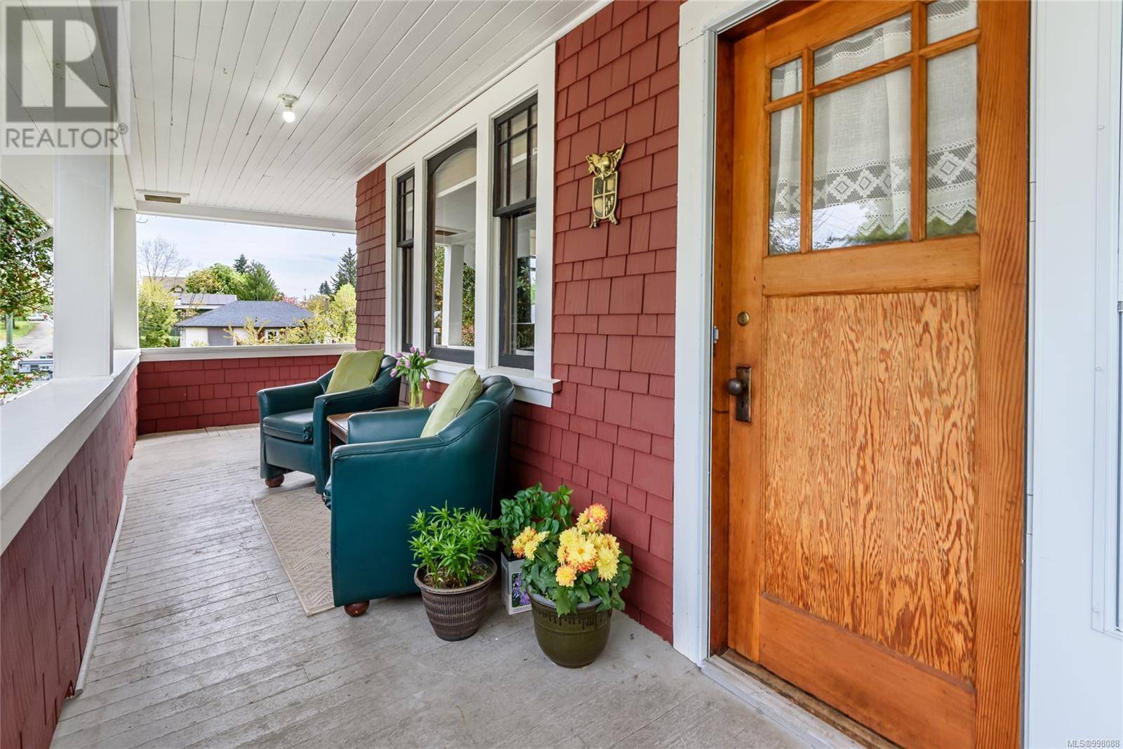 Cumberland, BC V0R1S0,2757 Windermere Ave