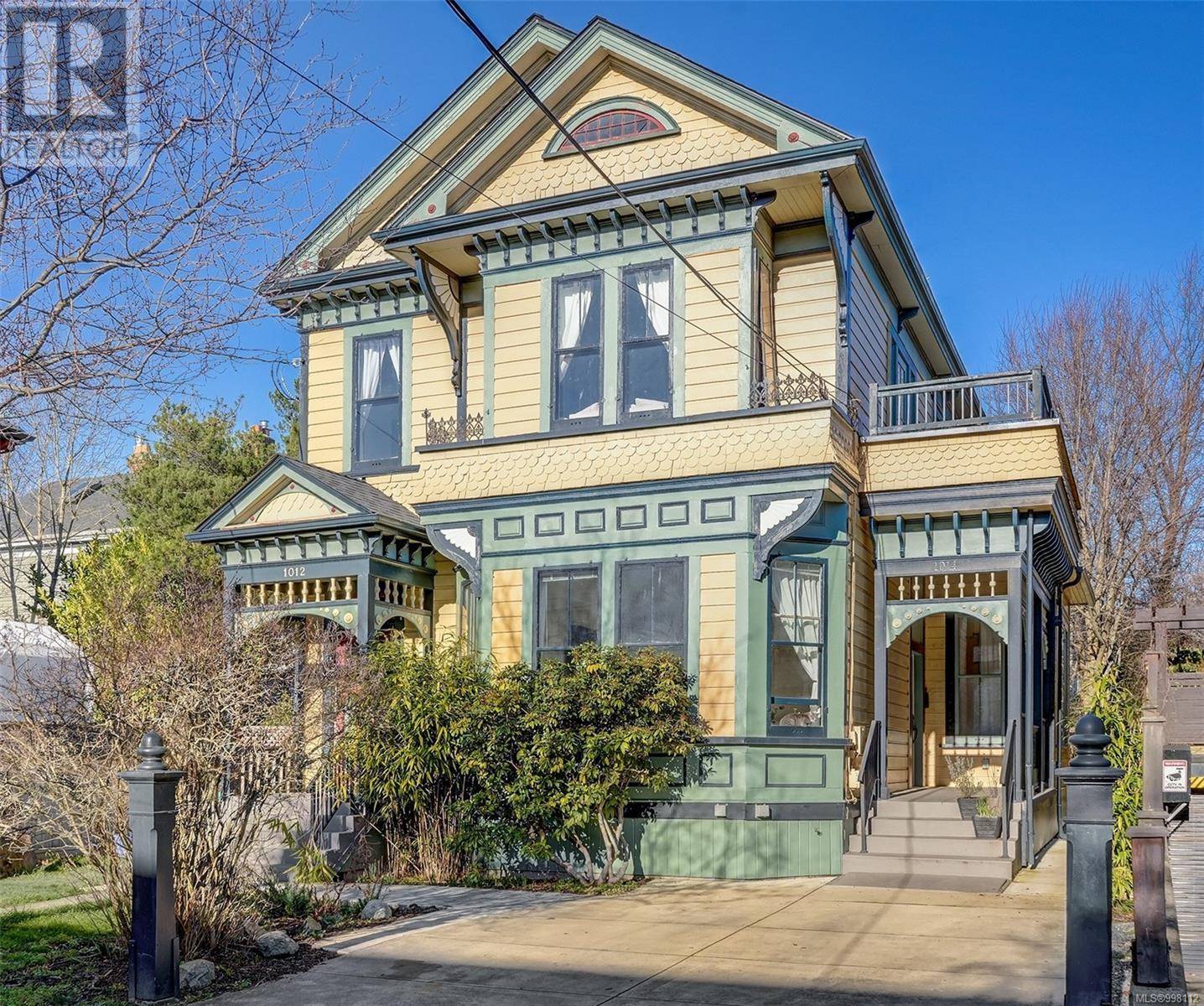 Victoria, BC V8V3C5,1014 Richardson St