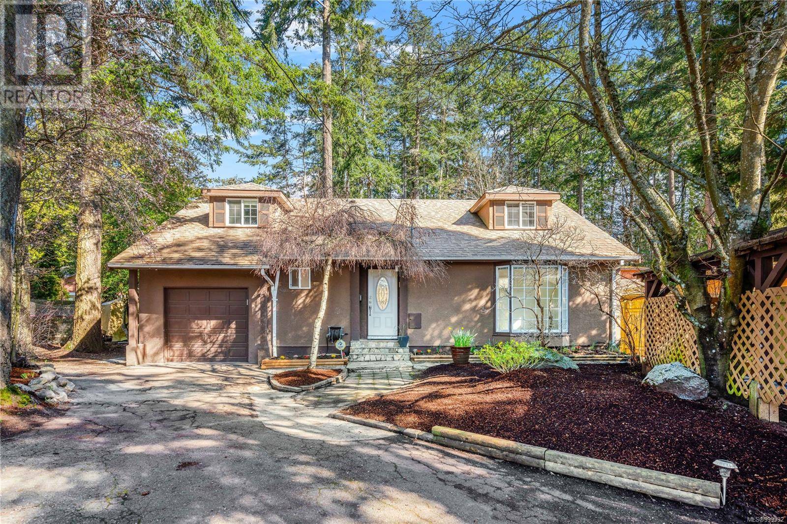 Saanich, BC V8Y2J8,4815 Cordova Bay Rd