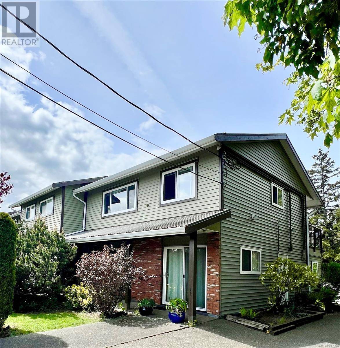 Courtenay, BC V9N2B6,375 21st ST #9