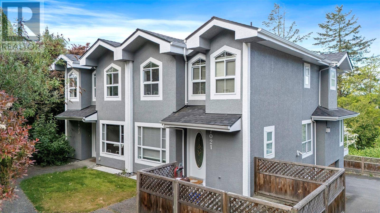 Central Saanich, BC V8M1Y3,7023 East Saanich Rd