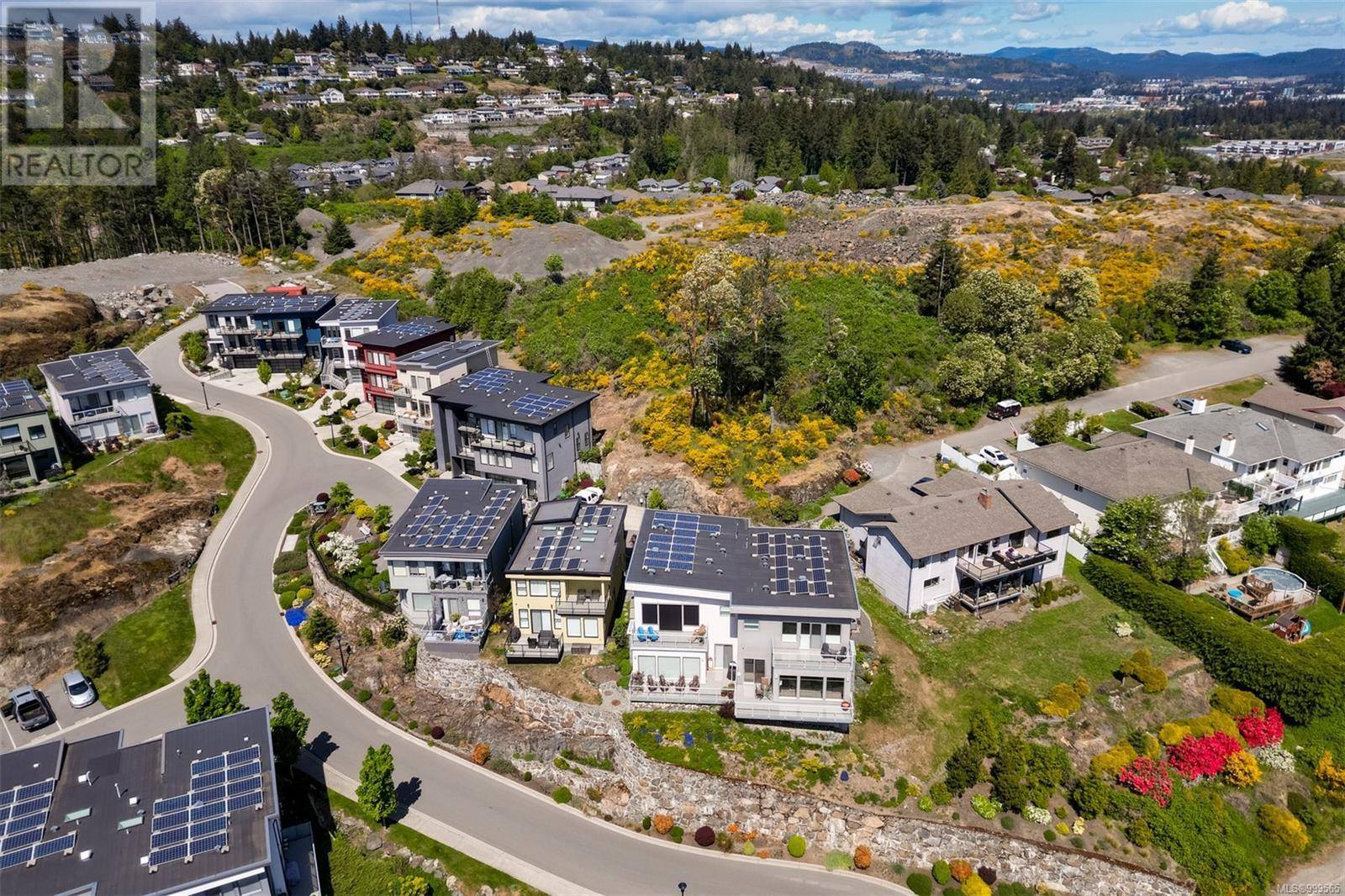 Colwood, BC V9C0M2,539 Delora DR #101