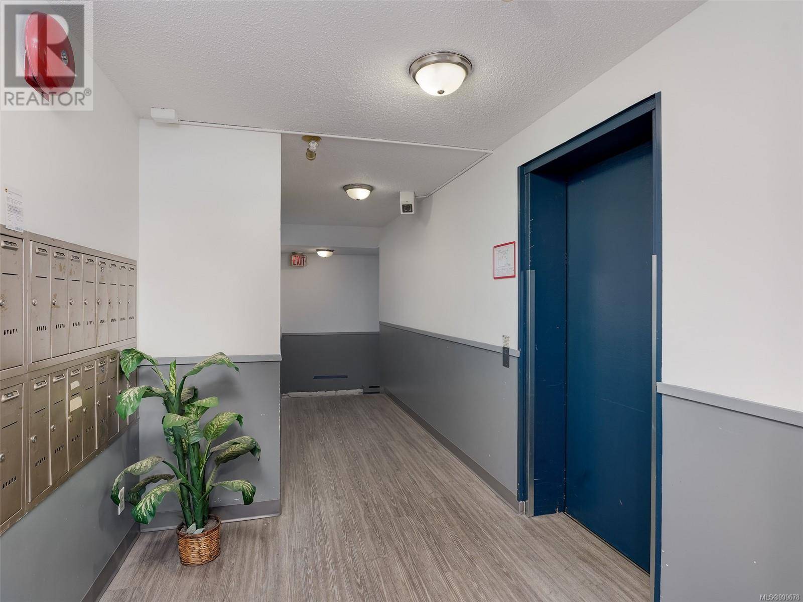 Victoria, BC V8T5B3,755 Hillside AVE #407