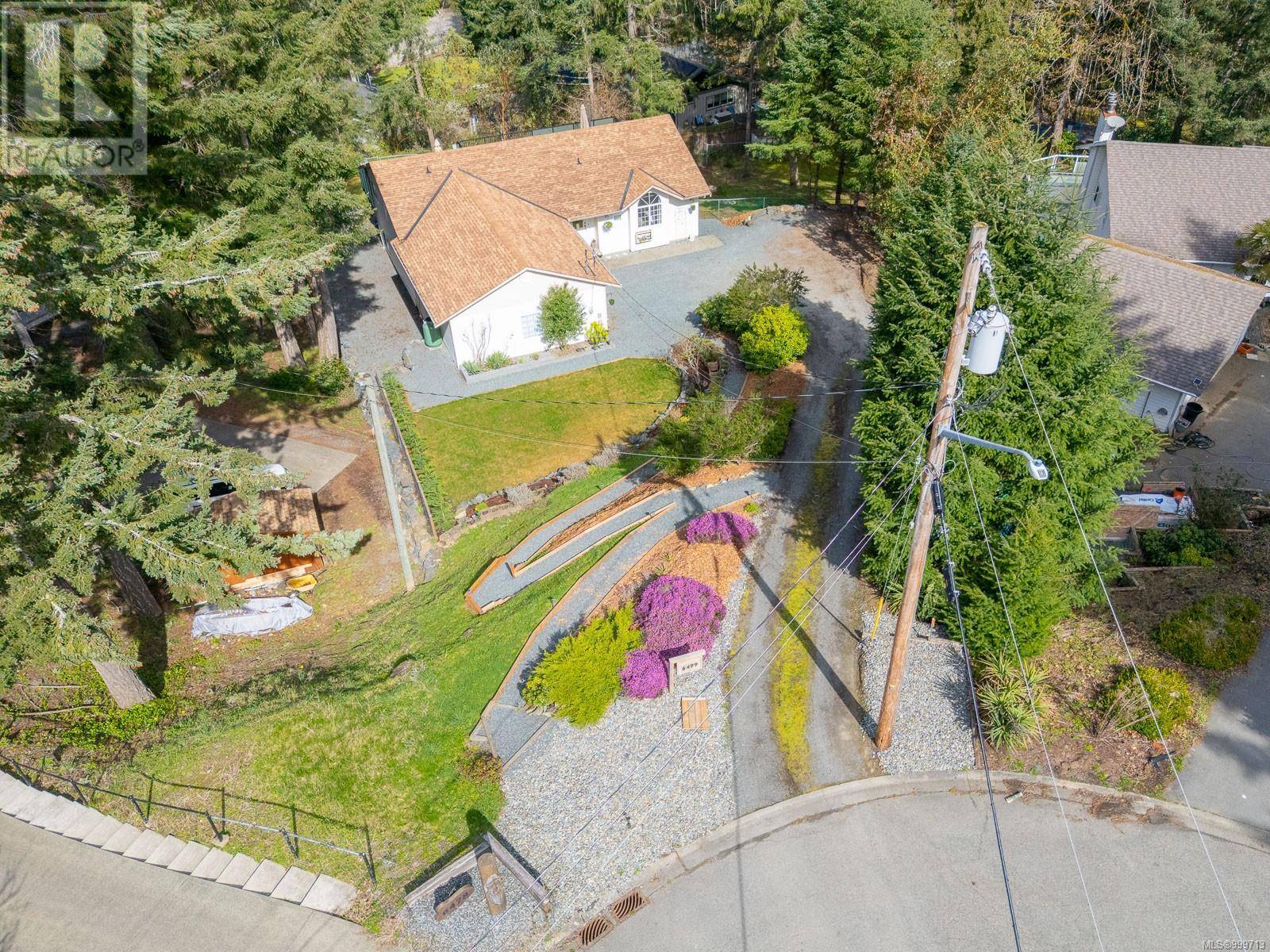 Duncan, BC V9L5R8,6499 Burnett Pl