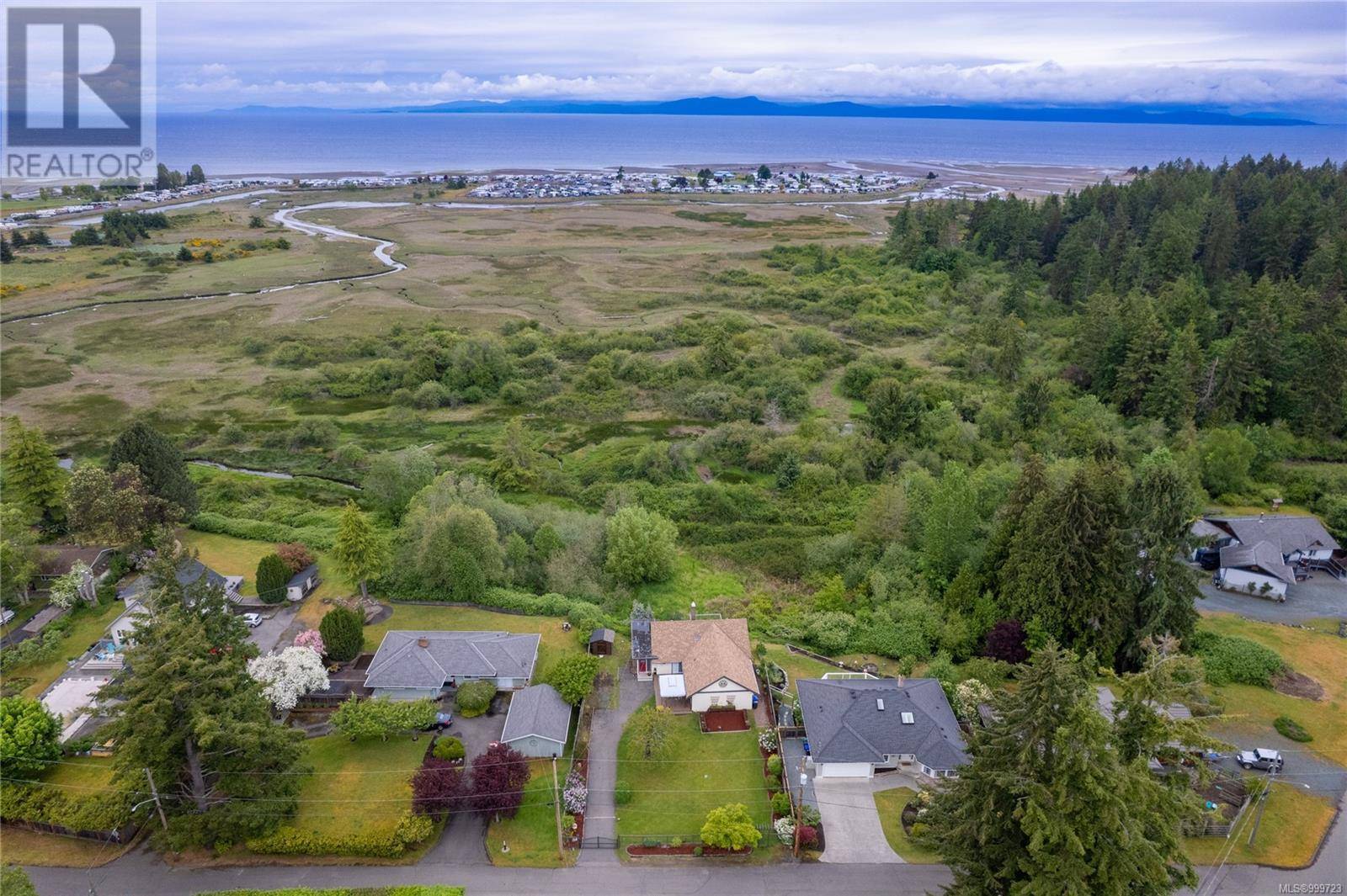 Parksville, BC V9P1V3,405 Heath Ave