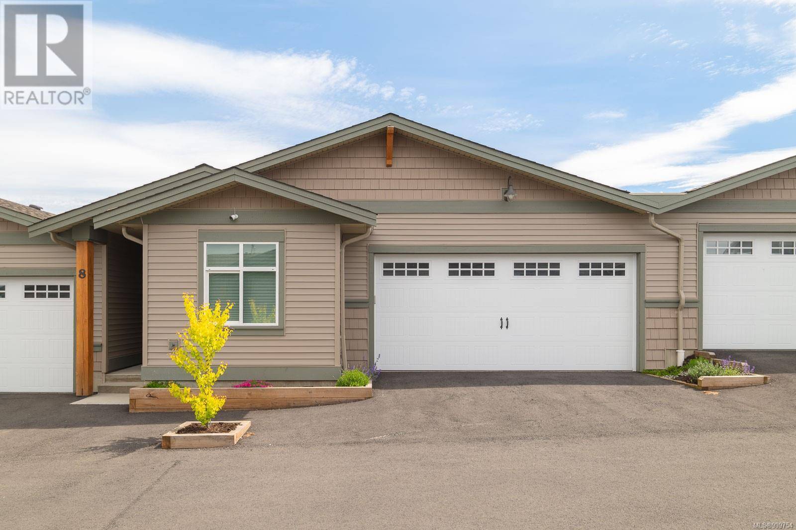 Port Alberni, BC V9Y5A5,3774 12th AVE #8