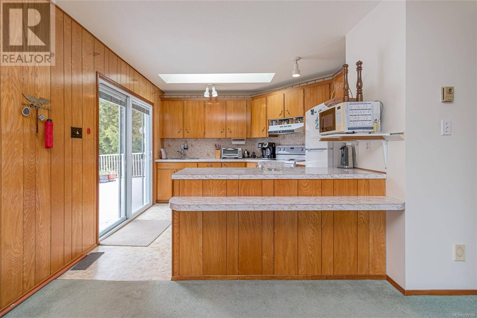 Bowser, BC V0R1G0,253 Hembrough Rd
