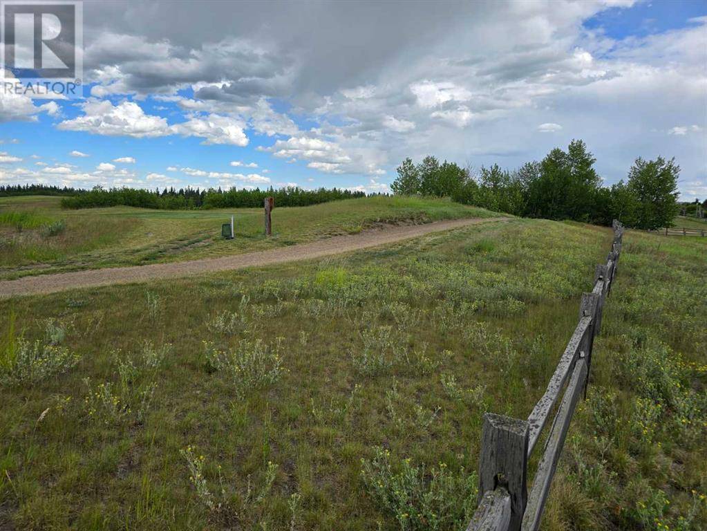 Rural Ponoka County, AB T4J0B3,513 Dunes Ridge Drive