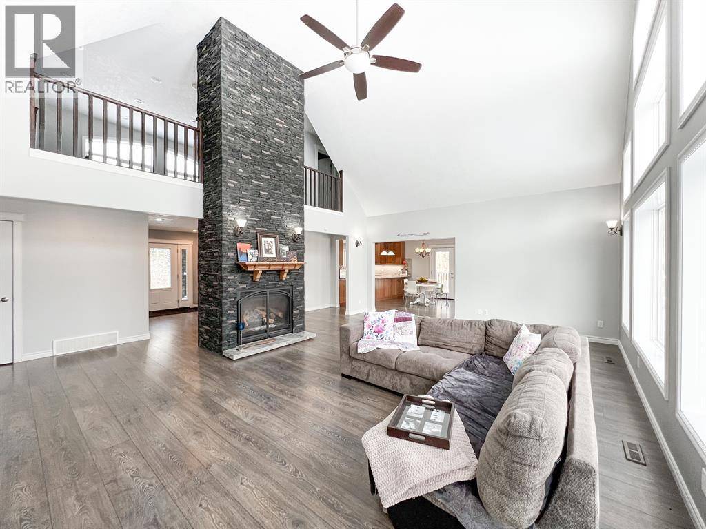 Joussard, AB T0G1J0,1 Key Cove Estates #5