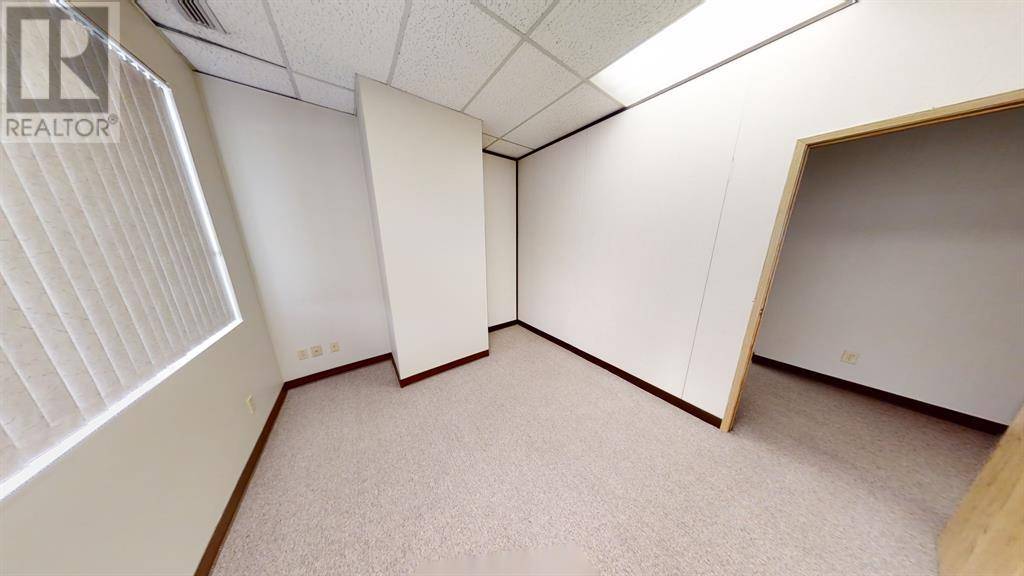 Grande Prairie, AB T8V1R6,205, 9914 109 Avenue