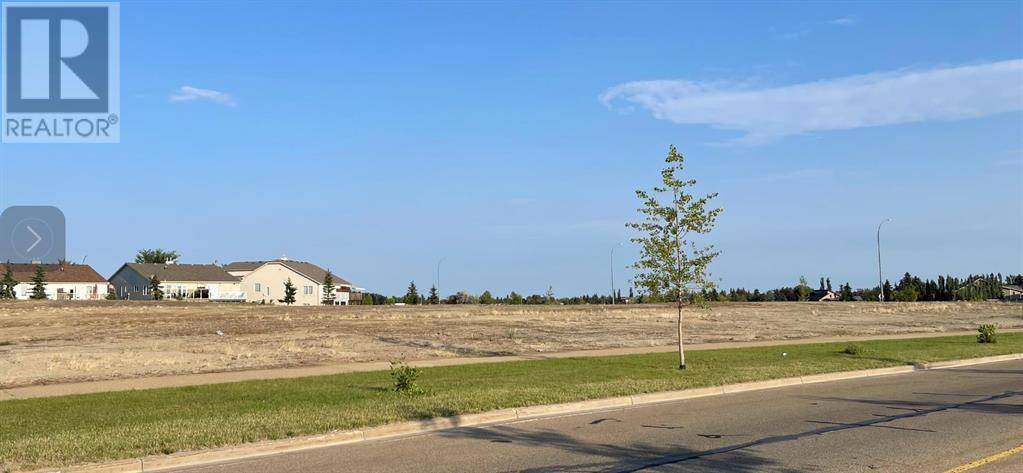 Camrose, AB T4V5C4,7211 46 Avenue