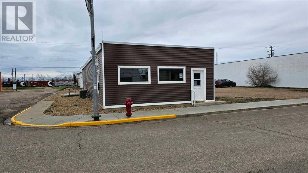 Castor, AB T0C0X0,5116 50 Avenue