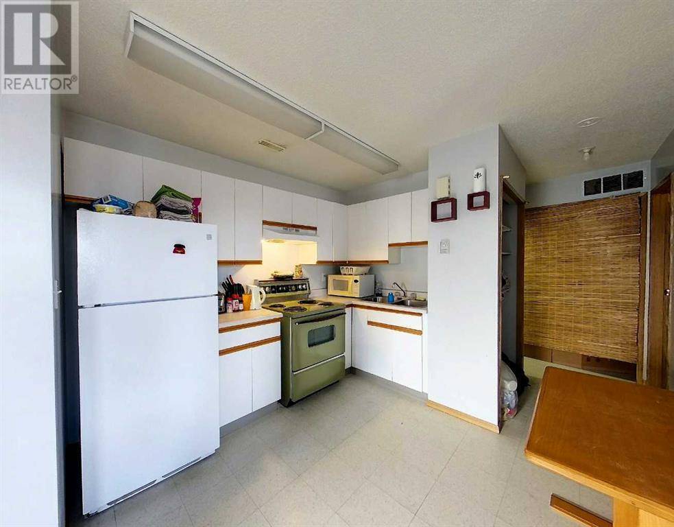 Edson, AB T7E1N7,5015 7 Avenue