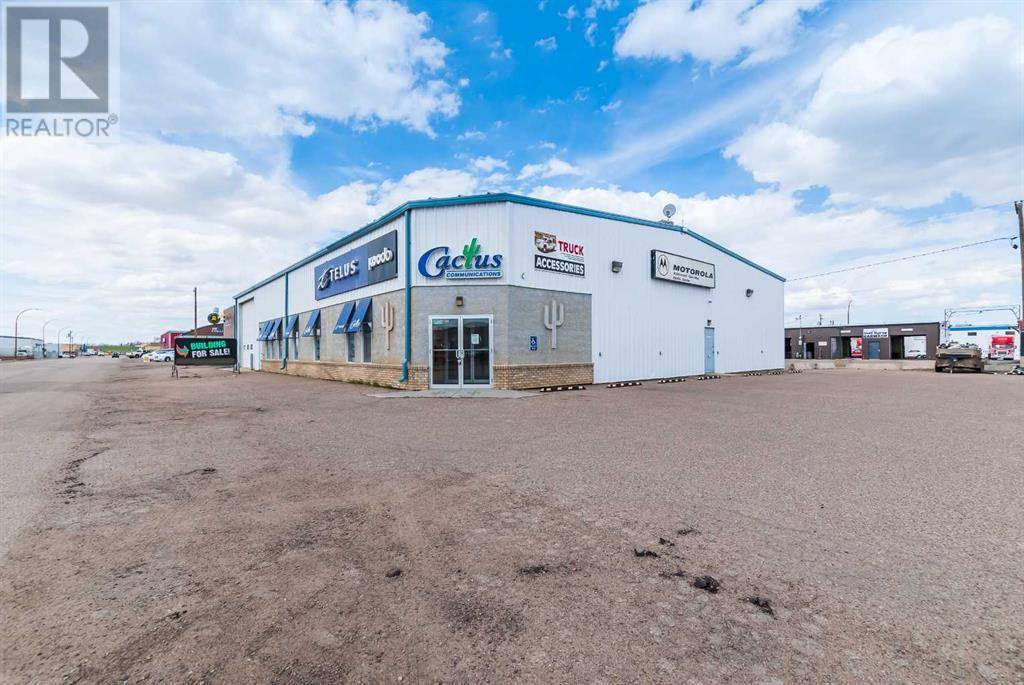 Medicine Hat, AB T1A4X1,662 16 Street SW