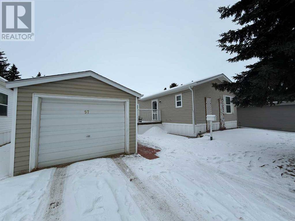 Ponoka, AB T4J1M5,57, 6205 54 Street