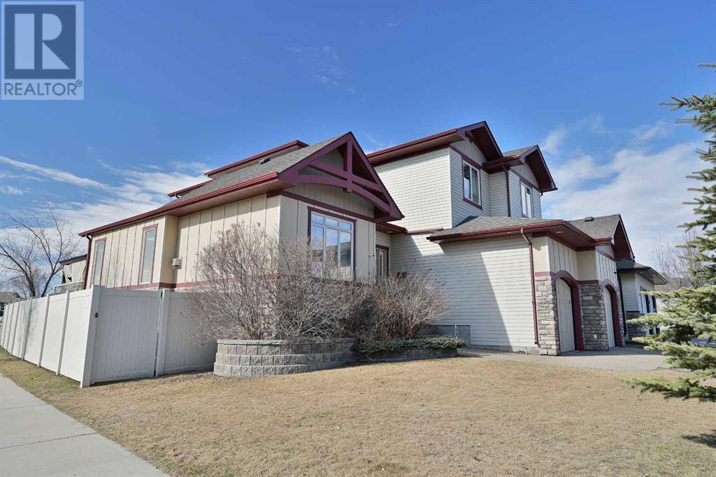Red Deer, AB T4R0A3,6 Ingram Close
