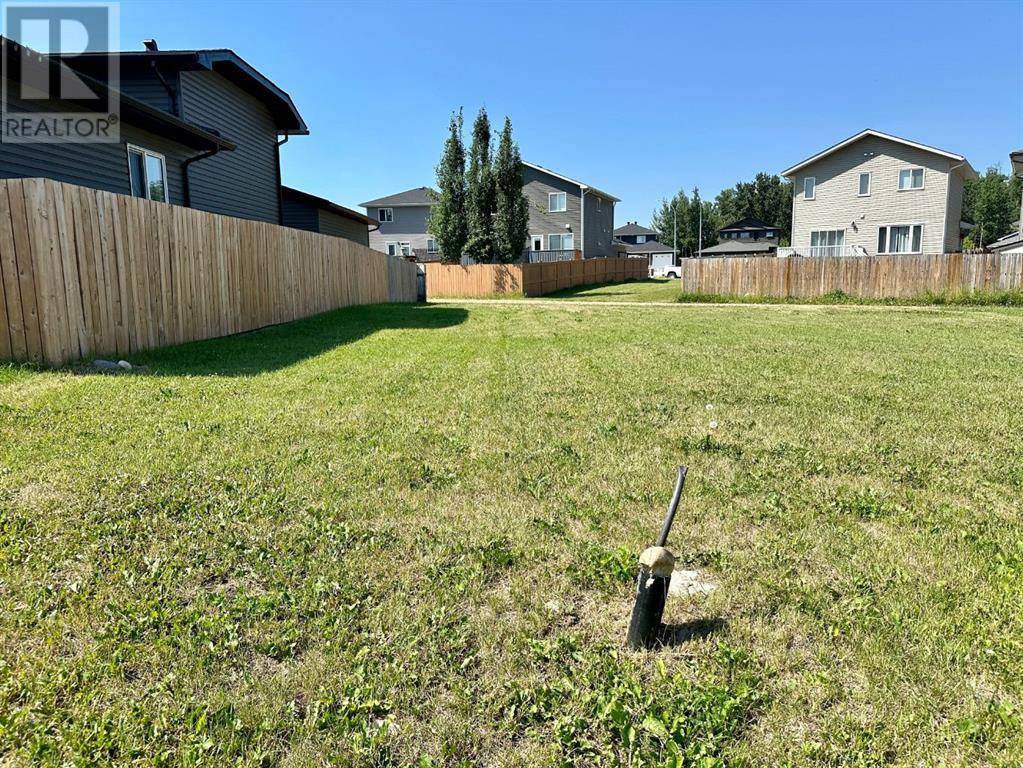 Whitecourt, AB T7S1R1,17 Steward Drive