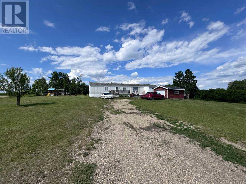 Rural Ponoka County, AB T0C2N0,240080 Township Road 422