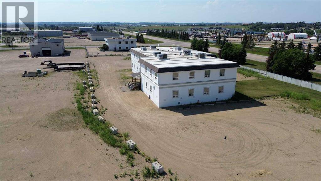 Rural Lacombe County, AB T0M0J0,2, 27123 Highway 597