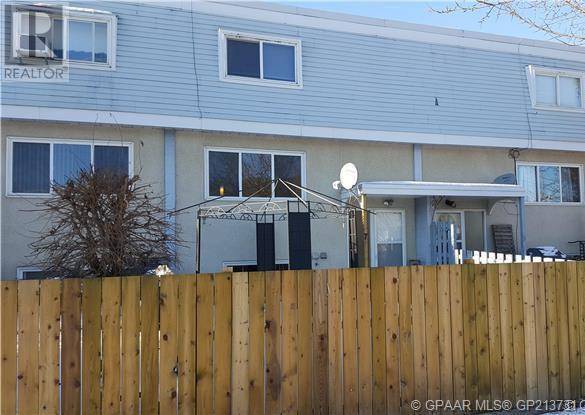 Peace River, AB T8S1G6,7, 8808 96 Street